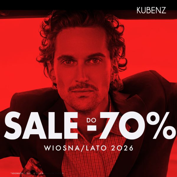 Mężczyzna w eleganckiej marynarce i koszuli w kratę, z kręconymi włosami i wąsem, na czerwonym tle, promujący wyprzedaż Kubenz do -70%