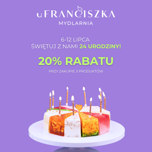 Tort urodzinowy z zapalonymi świeczkami, składający się z wielu kolorowych kawałków, na fioletowym tle. Obok logo Mydlarni u Franciszka i informacja o 20% rabacie.