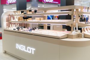 Inglot – wyspa w Outlet Park Szczecin