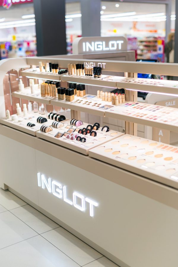 Inglot – wyspa w Outlet Park Szczecin