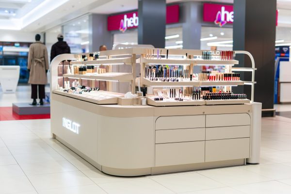 Inglot – wyspa w Outlet Park Szczecin